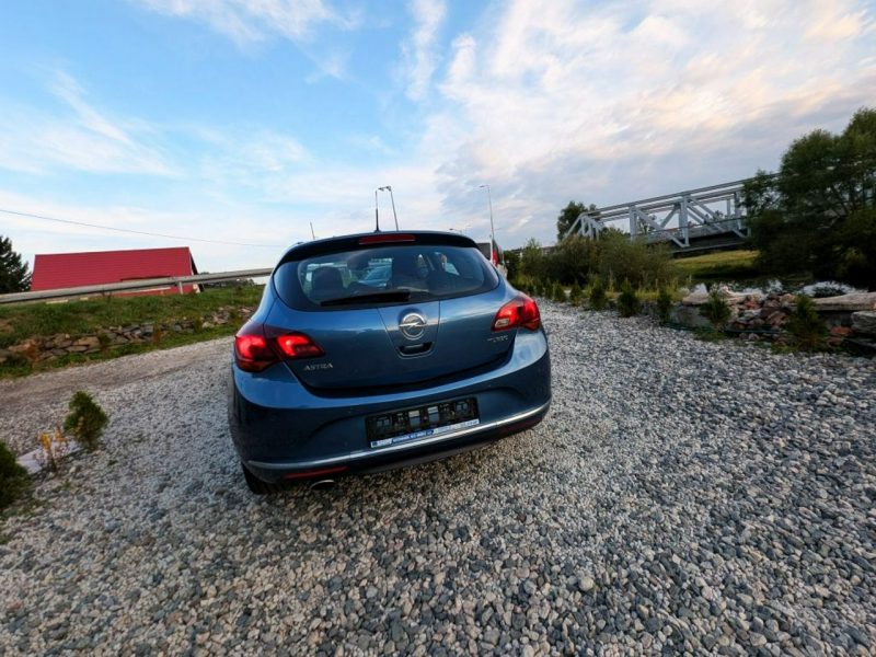 Opel Astra Xenon J (2009-2019)