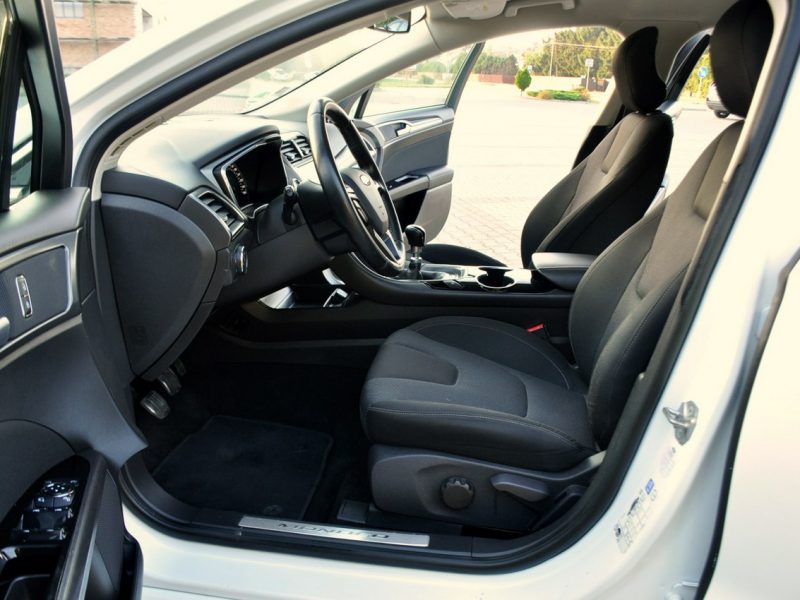 Ford Mondeo 2.0TDCI(180KM)*Duża Navi*Welur*Asys.Pasa*2xPDC*Keyless Go*Alu17"ASO Mk5 (2014-)