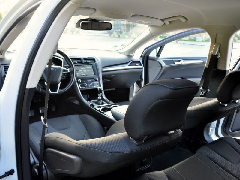 Ford Mondeo 2.0TDCI(180KM)*Duża Navi*Welur*Asys.Pasa*2xPDC*Keyless Go*Alu17"ASO Mk5 (2014-)