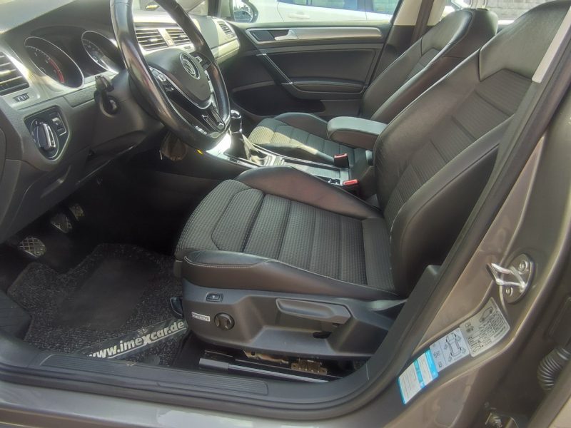 Volkswagen Golf I właściciel wyposażenie ładny Gwarancja VII (2012-)