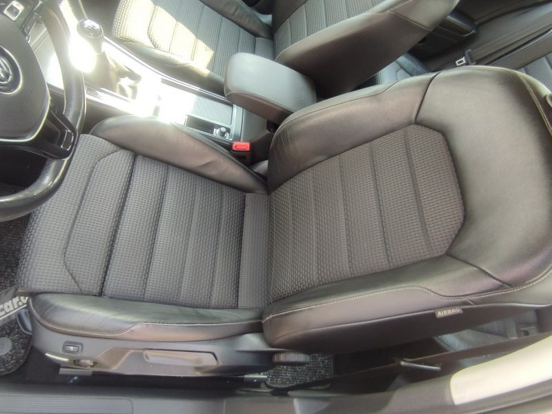 Volkswagen Golf I właściciel wyposażenie ładny Gwarancja VII (2012-)
