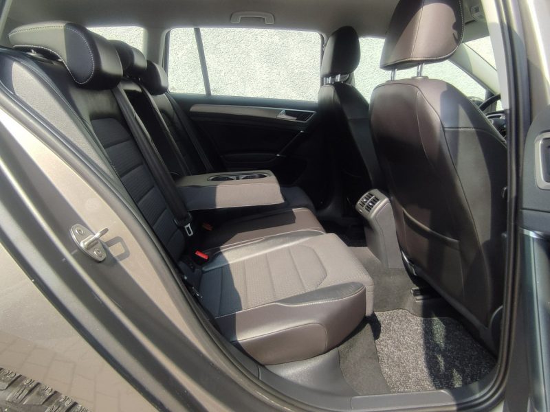 Volkswagen Golf I właściciel wyposażenie ładny Gwarancja VII (2012-)