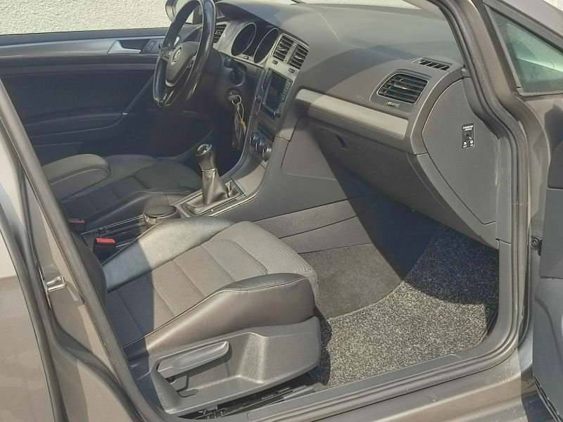 Volkswagen Golf I właściciel wyposażenie ładny Gwarancja VII (2012-)