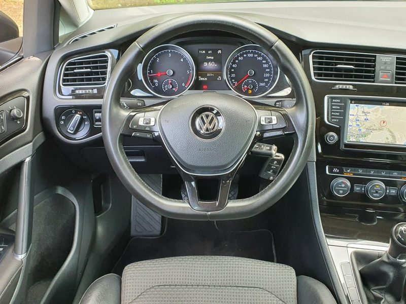 Volkswagen Golf 1.6 TDI # Highline # Navi # Climatronic # Kamera # PółSkóra # MegaStan VII (2012-)