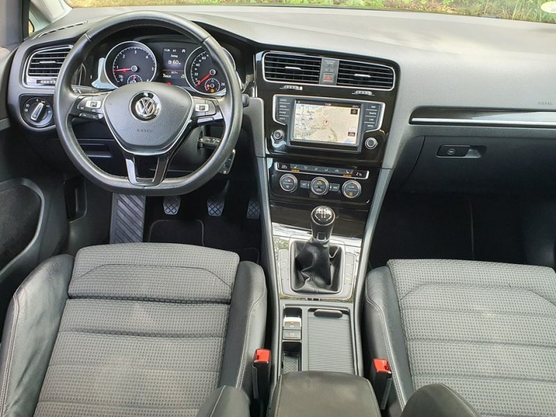 Volkswagen Golf 1.6 TDI # Highline # Navi # Climatronic # Kamera # PółSkóra # MegaStan VII (2012-)