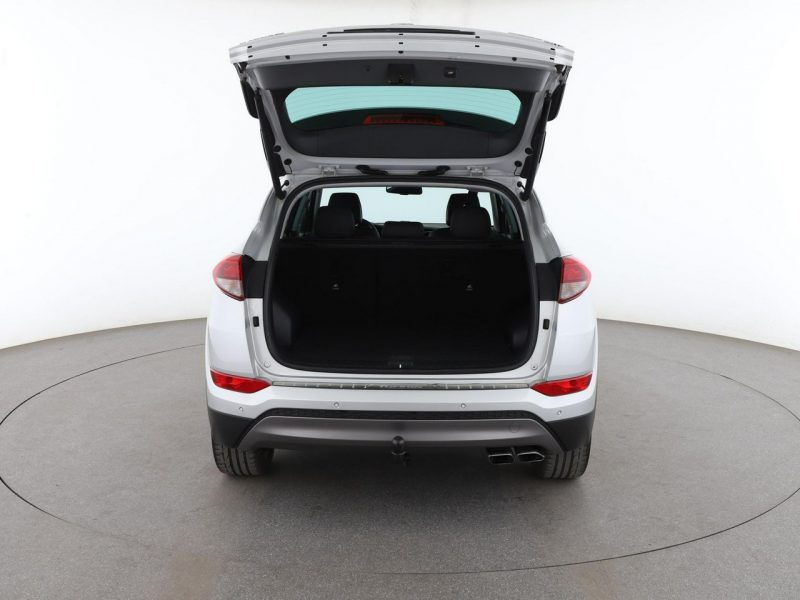 Hyundai Tucson 4x4 automat full LED skóra navi klima auto kamera i czujniki park III (2015-2020)