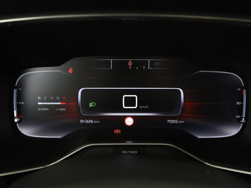 Citroen C5 Aircross 1.2 Benzyna FEEL Klimatronik Tempomat Nawigacja ParkAssist Kamera LED