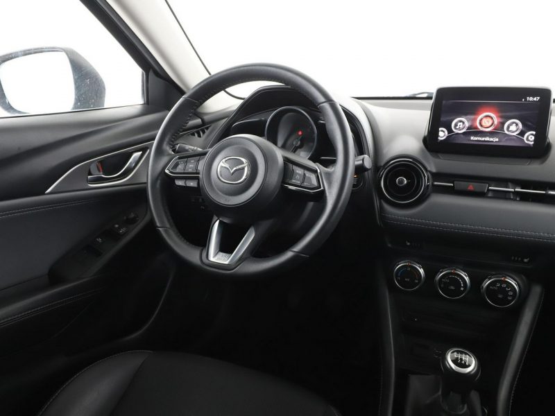 Mazda CX-3 navi półskóra klima auto kamera i czujniki parkowania grzane fotele