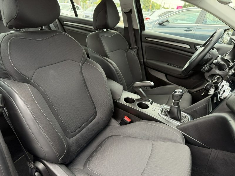 Renault Megane 1.3 TCe 140KM ZEN GrandCoupe Od Dealera Salon Polska GWARANCJA FV23% IV (2016-)