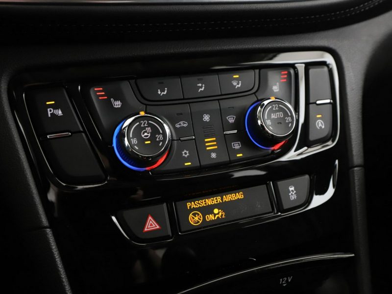 Opel Mokka FV23% Innovation navi grzane fotele kamera BiLED tempomat półskóra I (2012-2019)