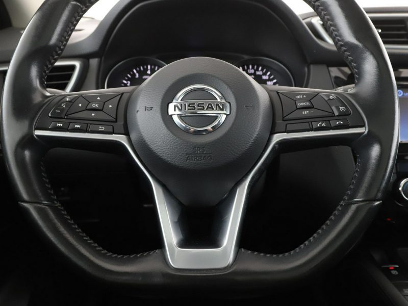 Nissan Qashqai N-Connecta navi panorama kamera360 grzane fotele tempomat II (2013-2021)