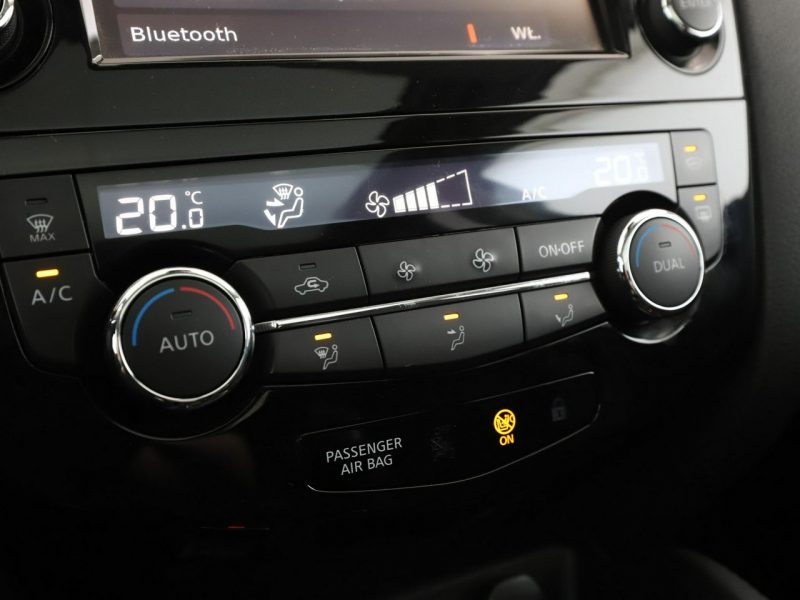 Nissan Qashqai N-Connecta navi panorama kamera360 grzane fotele tempomat II (2013-2021)