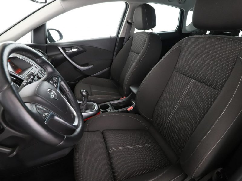 Opel Astra 1.4T Edition Klimatyzacja Tempomat Navi Grzane Fotele Kierownica 2xPDC K (2015-2021)