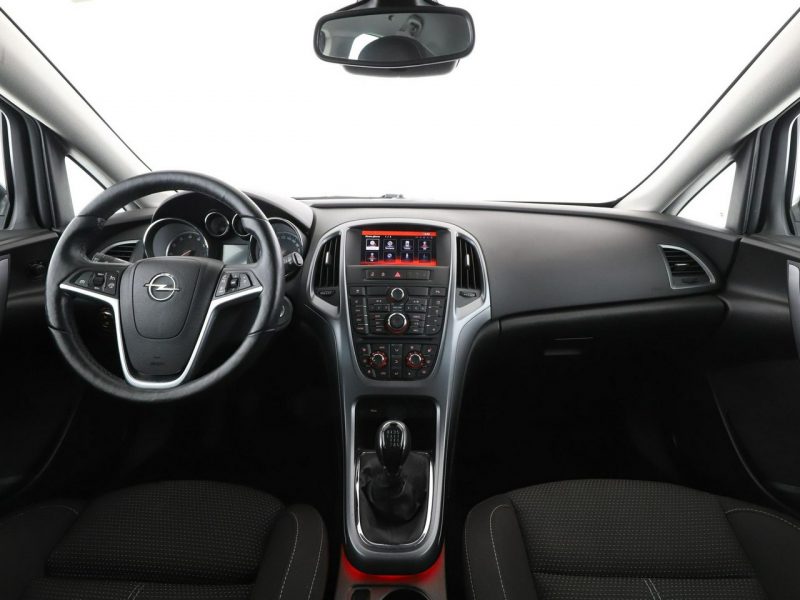 Opel Astra 1.4T Edition Klimatyzacja Tempomat Navi Grzane Fotele Kierownica 2xPDC K (2015-2021)