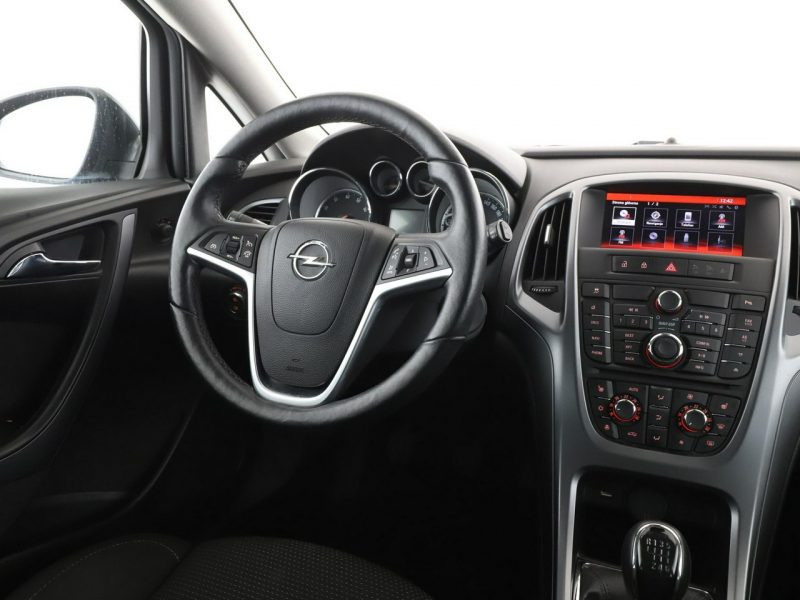 Opel Astra 1.4T Edition Klimatyzacja Tempomat Navi Grzane Fotele Kierownica 2xPDC K (2015-2021)