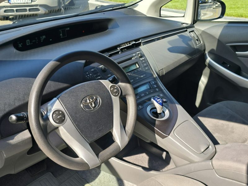 Toyota Prius Hybrid 1.8 VVT-I E-CVT I-właściciel / 62-tyś przebiegu III (2003 - 2009)