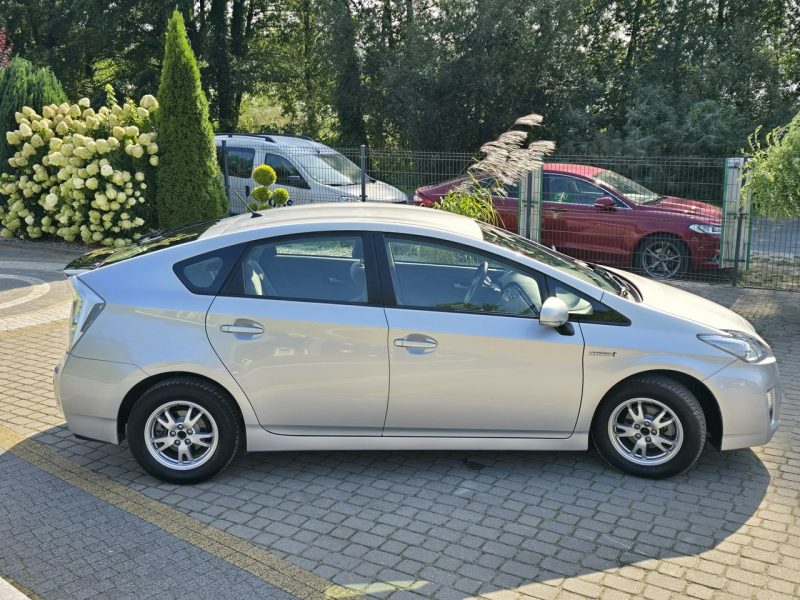Toyota Prius Hybrid 1.8 VVT-I E-CVT I-właściciel / 62-tyś przebiegu III (2003 - 2009)
