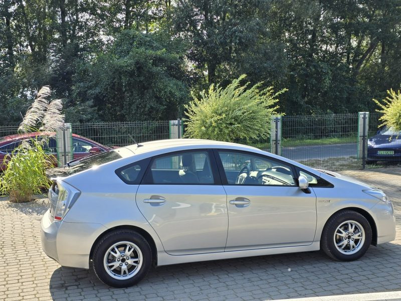 Toyota Prius Hybrid 1.8 VVT-I E-CVT I-właściciel / 62-tyś przebiegu III (2003 - 2009)