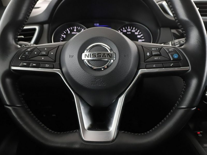 Nissan Qashqai Tekna automat navi grzane fotele tempomat Bluetooth II (2013-2021)