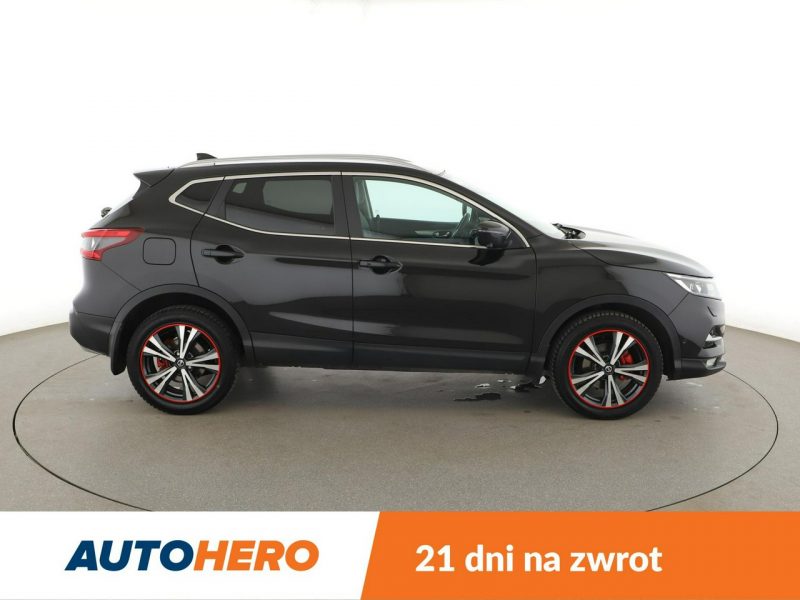 Nissan Qashqai Tekna automat navi grzane fotele tempomat Bluetooth II (2013-2021)