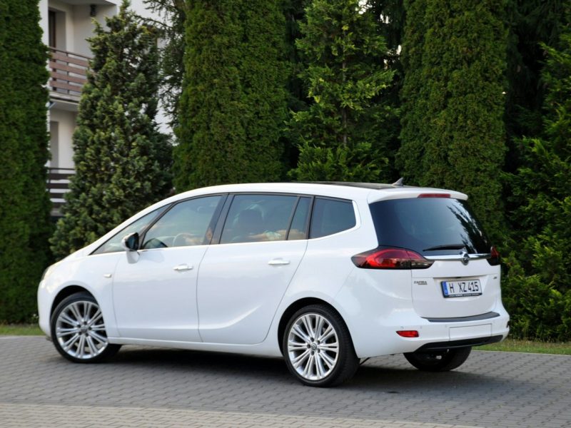 Opel Zafira 2.0d(165KM)*Bi-Xenon*Led*Panorama*Navi*Kamera*7-Foteli*Skóry*Alu19"ASO C (2011-)