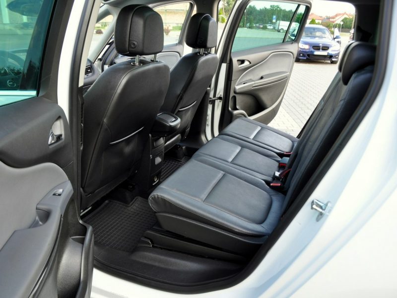 Opel Zafira 2.0d(165KM)*Bi-Xenon*Led*Panorama*Navi*Kamera*7-Foteli*Skóry*Alu19"ASO C (2011-)