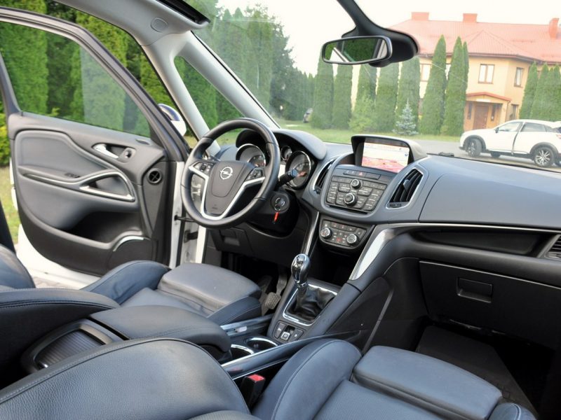 Opel Zafira 2.0d(165KM)*Bi-Xenon*Led*Panorama*Navi*Kamera*7-Foteli*Skóry*Alu19"ASO C (2011-)