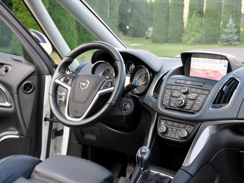 Opel Zafira 2.0d(165KM)*Bi-Xenon*Led*Panorama*Navi*Kamera*7-Foteli*Skóry*Alu19"ASO C (2011-)