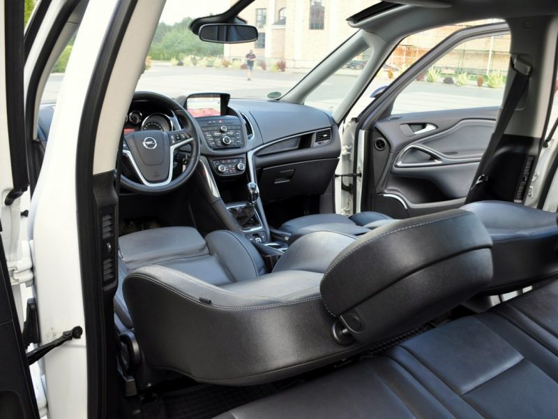 Opel Zafira 2.0d(165KM)*Bi-Xenon*Led*Panorama*Navi*Kamera*7-Foteli*Skóry*Alu19"ASO C (2011-)