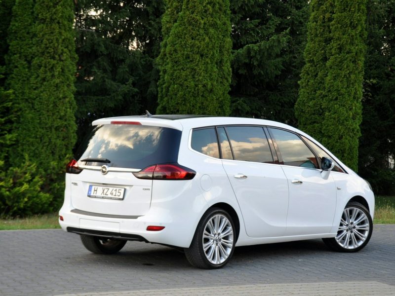 Opel Zafira 2.0d(165KM)*Bi-Xenon*Led*Panorama*Navi*Kamera*7-Foteli*Skóry*Alu19"ASO C (2011-)