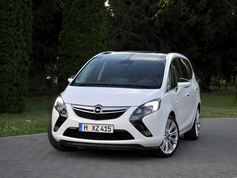 Opel Zafira 2.0d(165KM)*Bi-Xenon*Led*Panorama*Navi*Kamera*7-Foteli*Skóry*Alu19"ASO C (2011-)