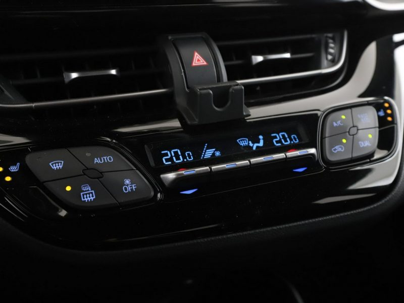 Toyota C-HR GRATIS! Pakiet Serwisowy o wartości 600 zł!