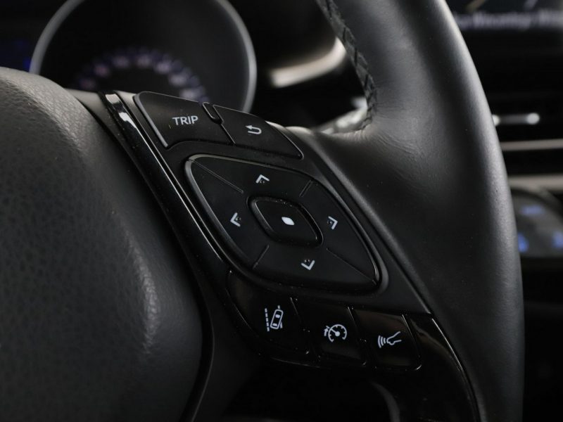 Toyota C-HR GRATIS! Pakiet Serwisowy o wartości 600 zł!