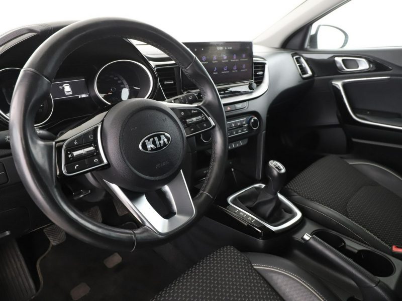 Kia XCeed JBL Sound Edition niski przebieg automat półskóra navi kamera grzane f