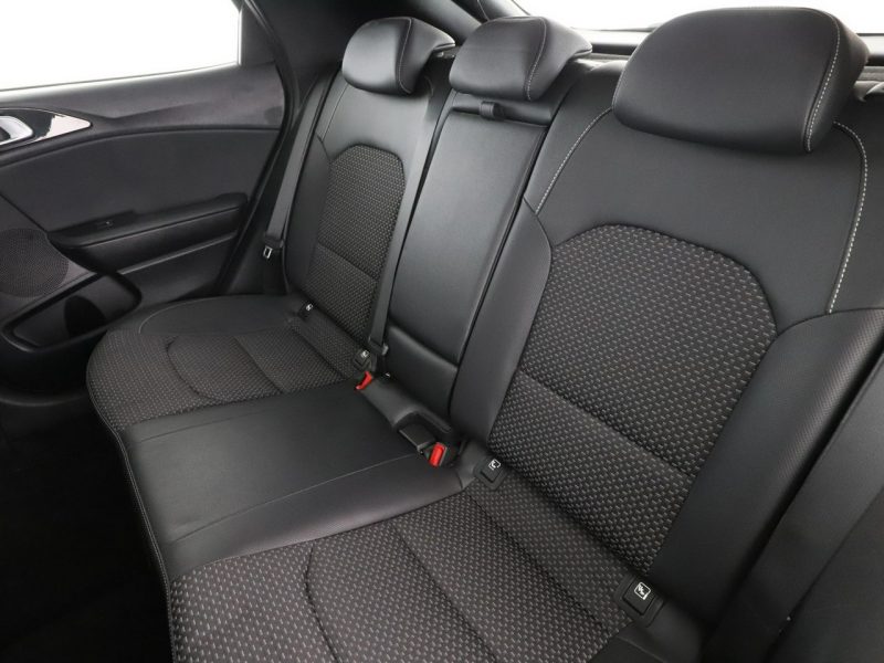 Kia XCeed JBL Sound Edition niski przebieg automat półskóra navi kamera grzane f
