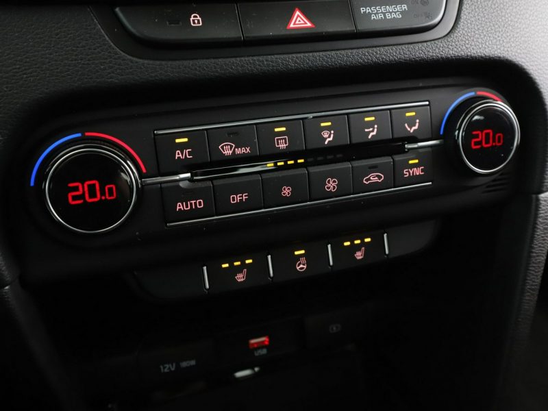 Kia XCeed JBL Sound Edition niski przebieg automat półskóra navi kamera grzane f
