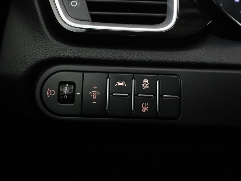 Kia XCeed JBL Sound Edition niski przebieg automat półskóra navi kamera grzane f
