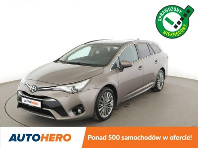 Toyota Avensis 1.8 Business Edition Klimatronik Tempomat Navi Grzane Fotele Kamera III (2009-)
