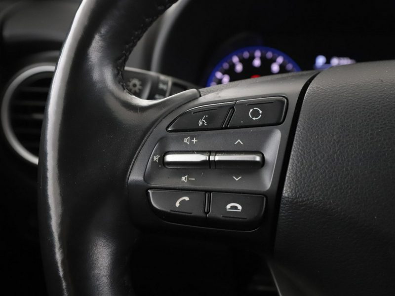 Hyundai Kona Premium automat 4x4 skóra 177KM navi grzane fotele kamera klima-auto I (2017-2023)
