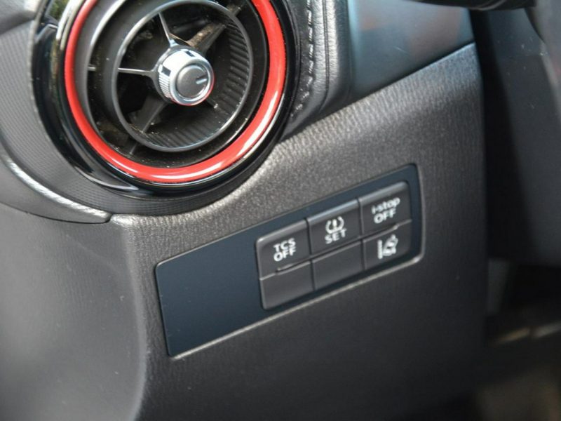 Mazda CX-3 Biała Perła Skóry Navi Kamera Head Up Ledy Xenon Alu 18 Aso Mazda