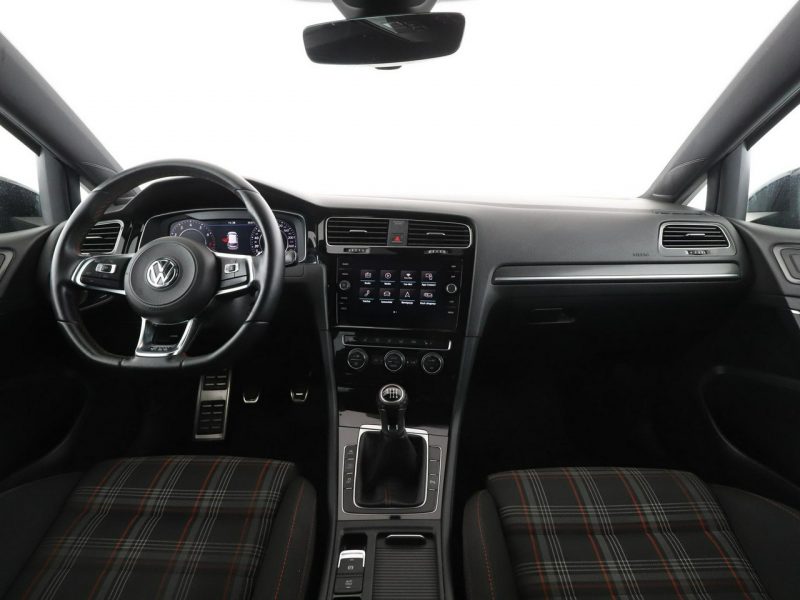 Volkswagen Golf virtual cocpit full LED navi klima auto kamera i czujniki parkowania g VII (2012-)