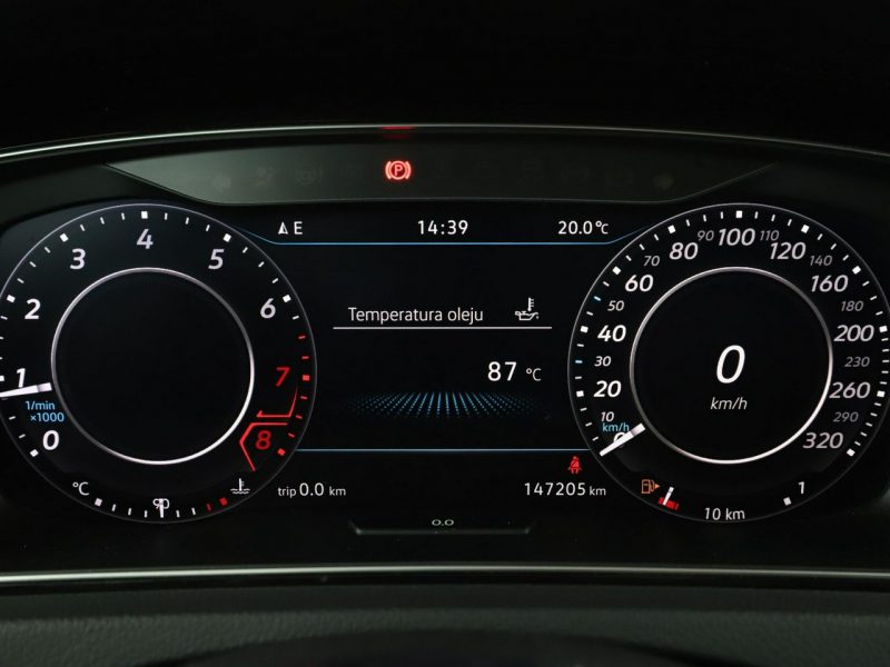 Volkswagen Golf virtual cocpit full LED navi klima auto kamera i czujniki parkowania g VII (2012-)