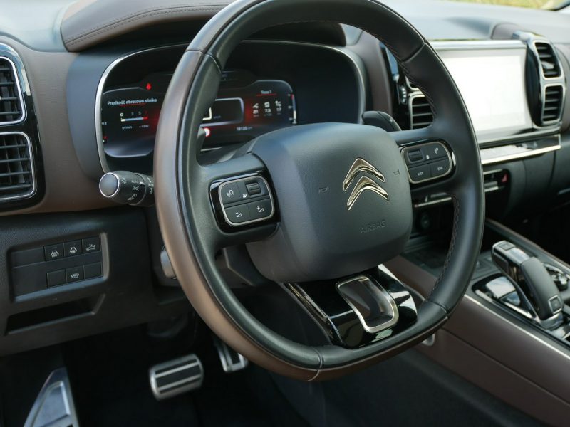 Citroen C5 Aircross 1.5 B-HDI 131KM Shine Automat EAT8 -Panorama +Hak -Bardzo bogaty