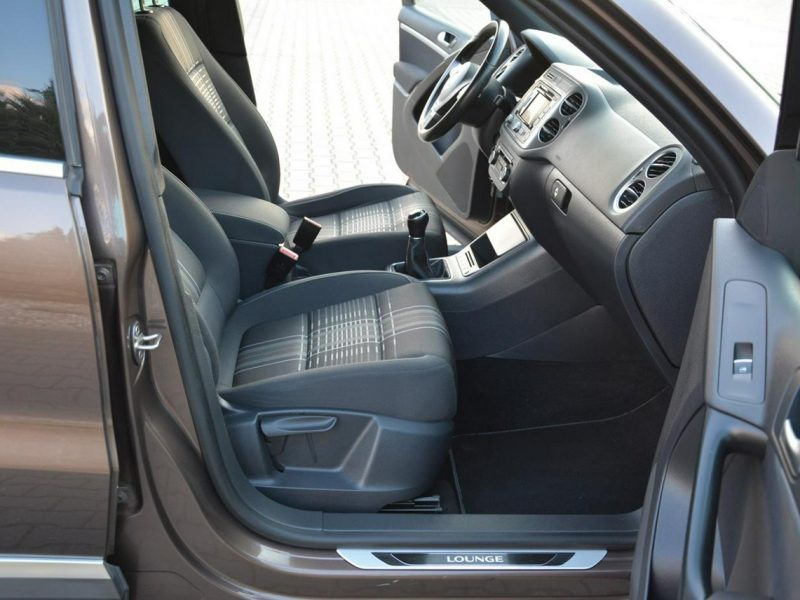 Volkswagen Tiguan Lift Toffee Brown bi-xenon Ledy Navi Kamera 2xParktr. Park Assist ASO I (2007-2016)