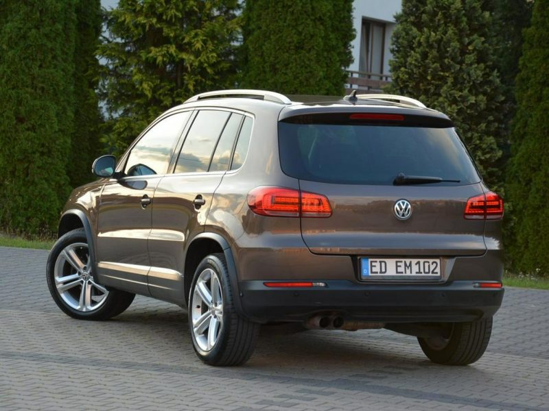Volkswagen Tiguan Lift Toffee Brown bi-xenon Ledy Navi Kamera 2xParktr. Park Assist ASO I (2007-2016)