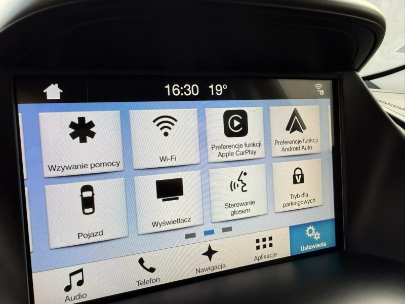 Ford Kuga 2.0TDCI Manual Vignale BixXenon Skóra Kamera Keyless Biała Perła II (2012-)