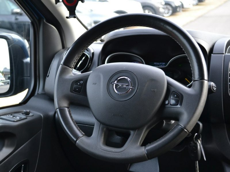 Opel Vivaro *Parktronic*Nagłośnienie*5osobowy*Kamera cofania*Zarejestrowany II (2014-2019)