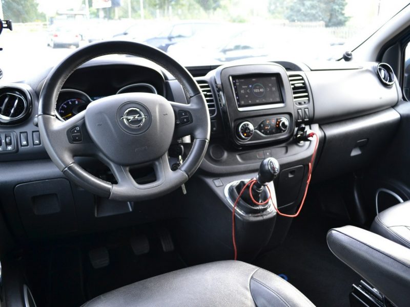 Opel Vivaro *Parktronic*Nagłośnienie*5osobowy*Kamera cofania*Zarejestrowany II (2014-2019)