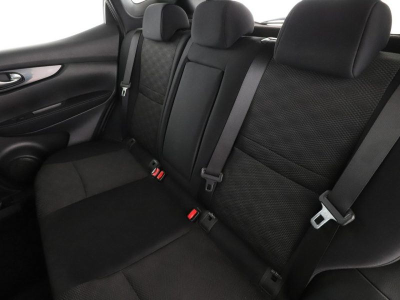 Nissan Qashqai navi klima auto kamera i czujniki parkowania grzane fotele II (2013-2021)