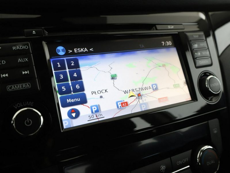 Nissan Qashqai navi klima auto kamera i czujniki parkowania grzane fotele II (2013-2021)